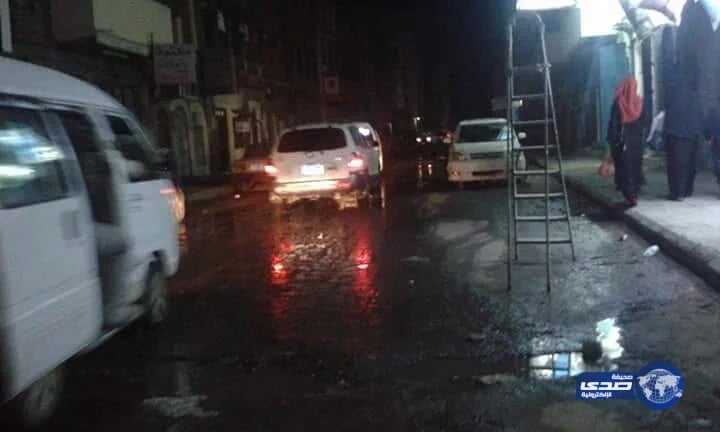 قاطني حي المونسية بالرياض يشتكون من  المياه الراكدة