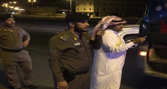 بالصور.. ضبط مخالفين في نقاط أمنية مفاجئة على مداخل تربة