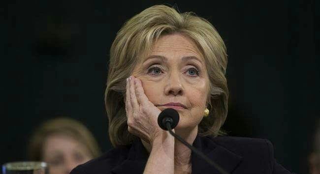 في أول تصريح بعد فوز ترامب .. كلينتون: المستقبل للمرأة