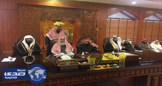 ‏سماحة المفتي يدعو الطلاب للالتزام بالمنهج القويم ويحذرهم من دعاة الشر