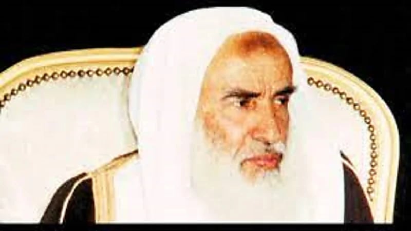 خطاب قديم بخط الشيخ "العثيمين" بشأن إغلاق مكبرات الصوت في المساجد والجوامع