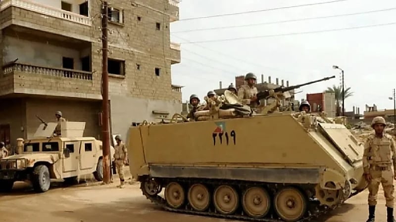 بينهم متورط بتفجيرات طابا.. الجيش المصري يصفي 3 قيادات داعشية في سيناء