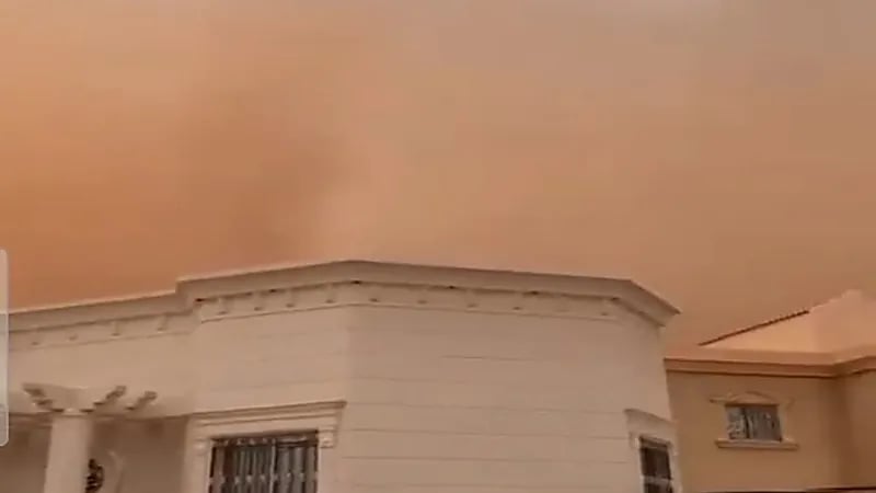 شاهد.. عاصفة جدارية على ‎السليل 