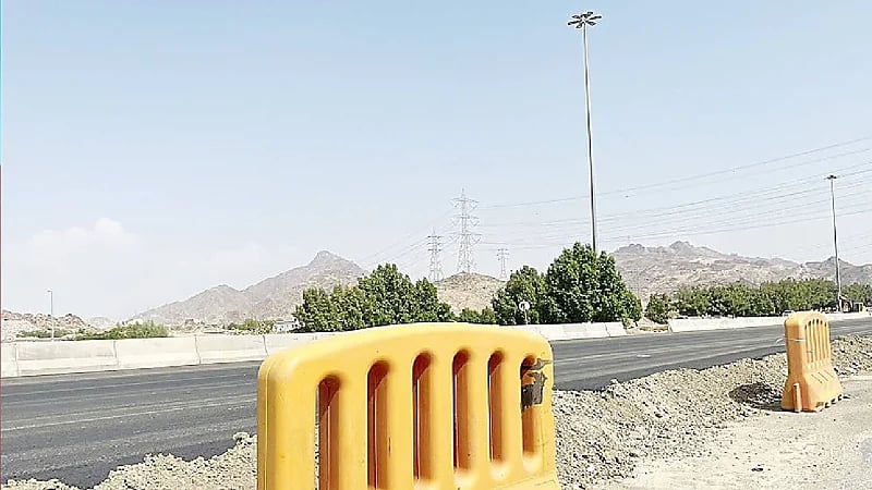 إصابة 11 شخصا في حادث تصادم  قرب مدخل مكة بالنورية