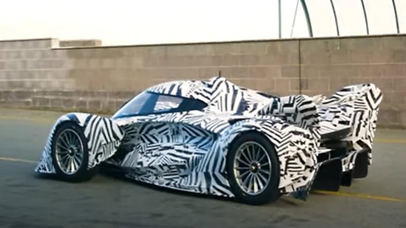 صور.. مواصفات سيارة ماكلارين سولوس GT