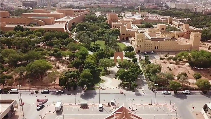 فيديو.. أسباب انتقال الملك المؤسس للسكن بمجمع قصور المربع