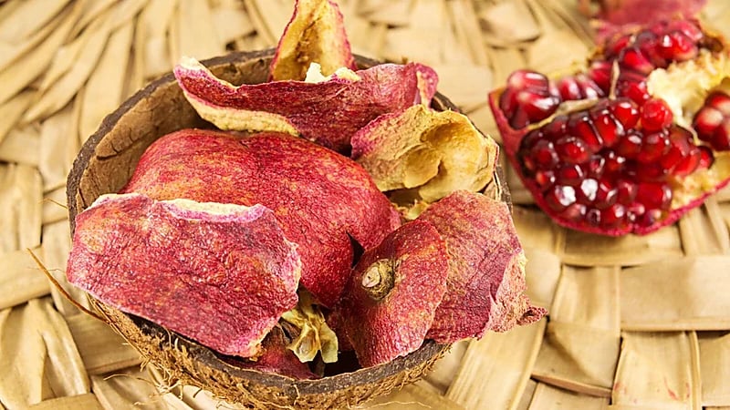 4 فوائد مذهلة لتناول قشر الرمان مع العسل