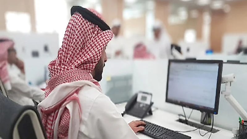 تحديد ضوابط معاملة الموظفين والعمال في القطاعات المستهدفة بالتحول والتخصيص