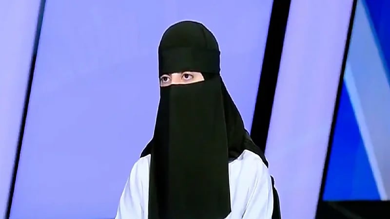 أخصائية نفسية توضح خطورة الإدمان على الجوال