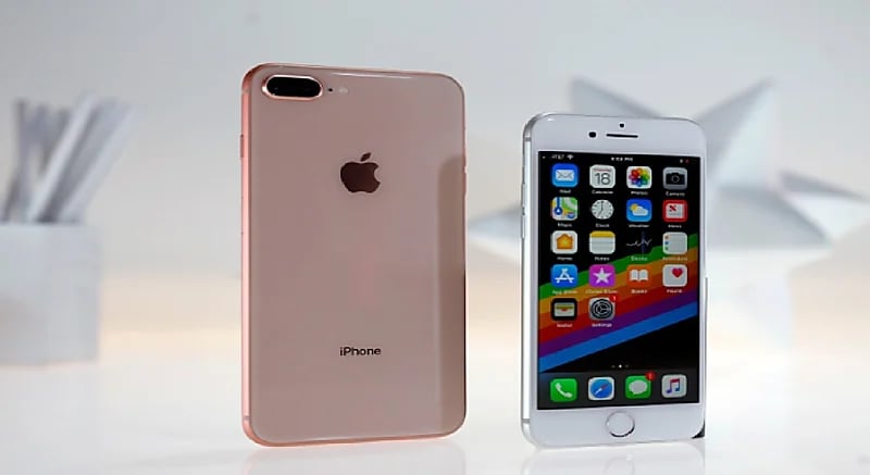 أسعار بطارية "آيفون" ترتفع في مارس