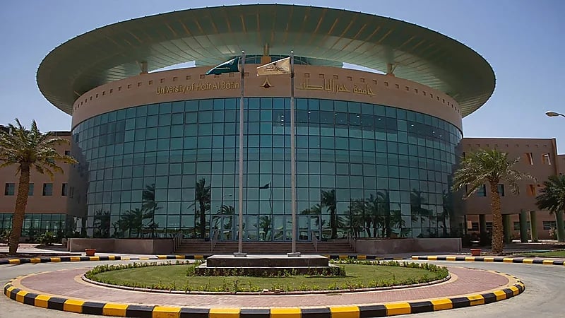 منها جدة ..7 جامعات تعلق الدراسة الحضورية ليوم غد