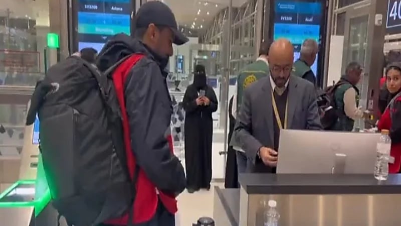 شاهد.. انطلاق رحلات الجسر الجوي الإغاثي السعودي لمتضرري زلزال سوريا وتركيا