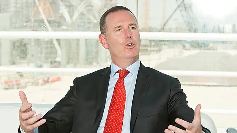 السيرة الذاتية لـ توني دوغلاس الرئيس التنفيذي لشركة طيران الرياض