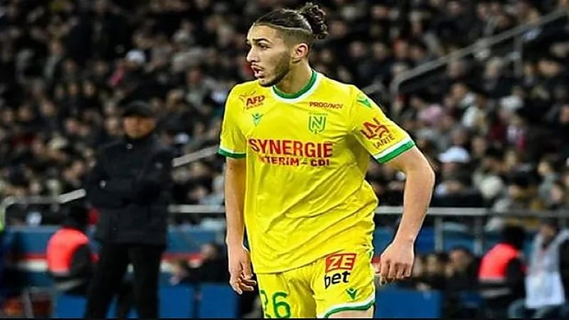 للمرة الثانية..مدرب نانت يستبعد الجزائري حجام بسبب الصيام