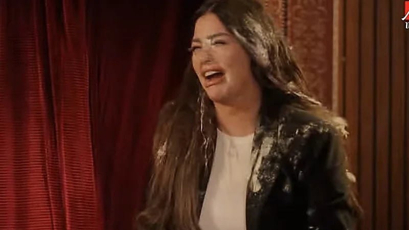 شاهد.. إصابة وانهيار هنادي مهنى في رامز نيفر إند