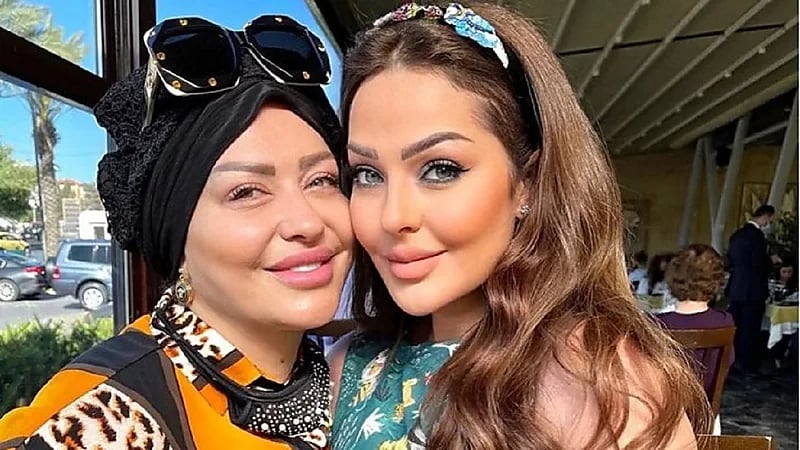 زين كرزون تتوعد لمن تداول صور والدتها بالبكيني