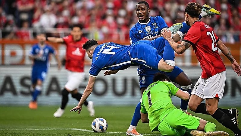 خبير تحكيمي : الهلال كان يستحق ركلة جزاء أمام أوراوا