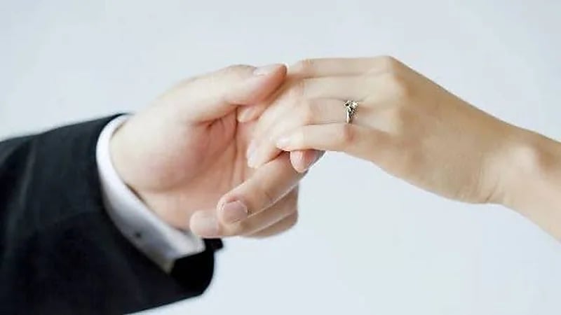 مستشار أسري يقدم نصيحة بشأن الحوار مع شريك حياتك