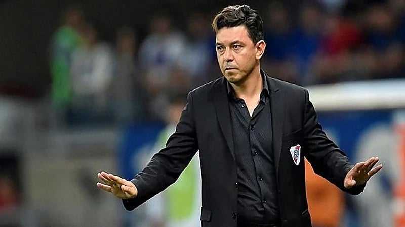 ناديان بروشن يتنافسان للتعاقد مع غالاردو