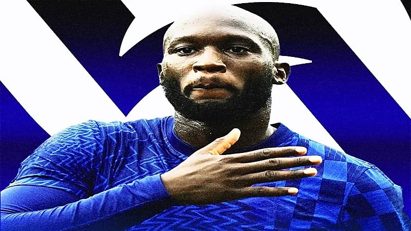 الهلال ينافس يوفنتوس للفوز بخدمات لوكاكو