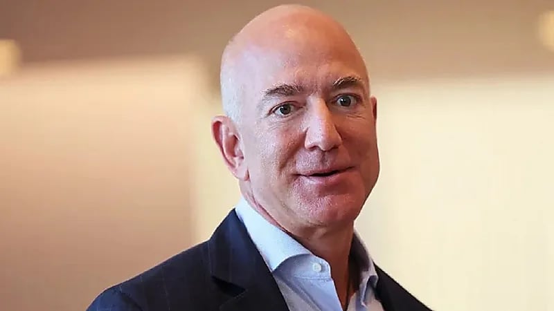 ثروة مؤسس أمازون ترتفع 40 مليار ريال في 60 ثانية