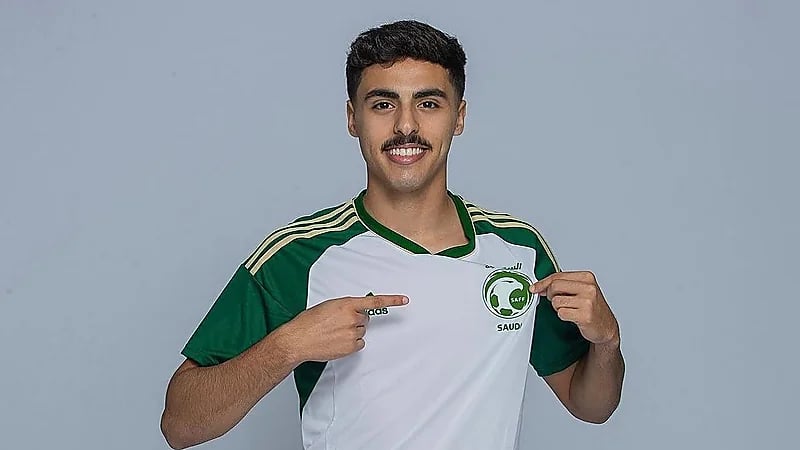 الاتفاق يرفض بيع مدافعه لأندية الغربية