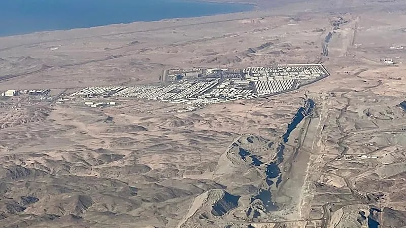 لقطة جوية حديثة لمشروع ذا لاين .. صور