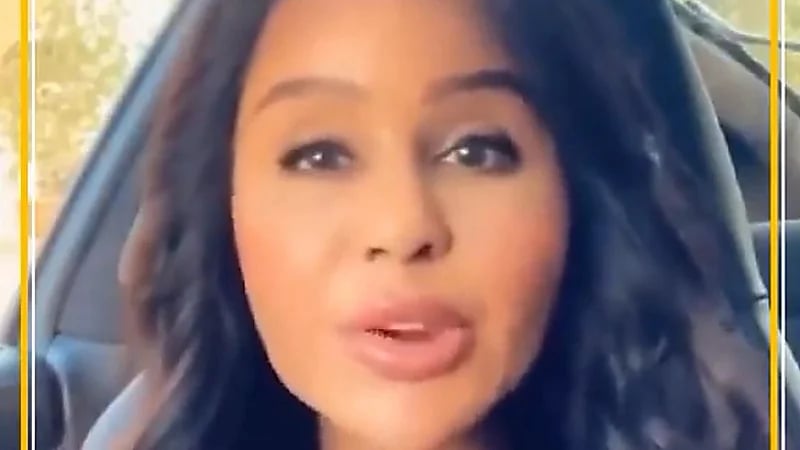 خبيرة كويتية: طعم النمل مثل الروبيان والسمك٠٠فيديو