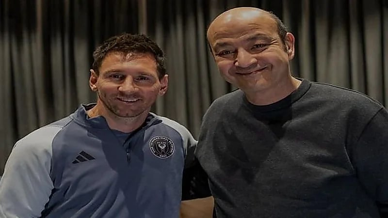 عمرو أديب: ميسي طلب يتصور معايا وكان كريمًا جدًا ...فيديو