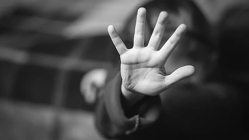 اغتصاب طفلة على يد خالها يثير غضباً في العراق