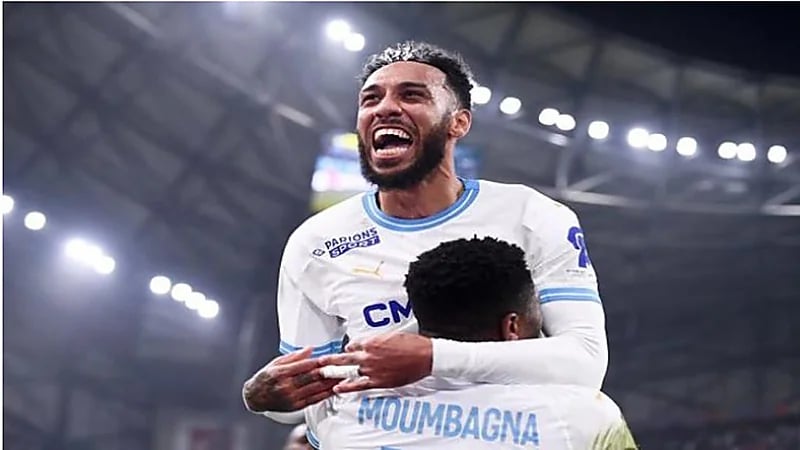 القادسية يسعي لضم مهاجم فريق مارسيليا  بيير أوباميانج