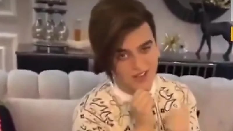 شهاب ملح إنستغرام يحتفل بسحب الجنسية الكويتية منه بالرقص والغناء .. فيديو