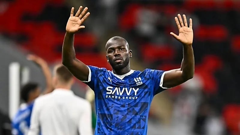 كوليبالي يمهد طريق انتقال أوسيمين إلى الهلال