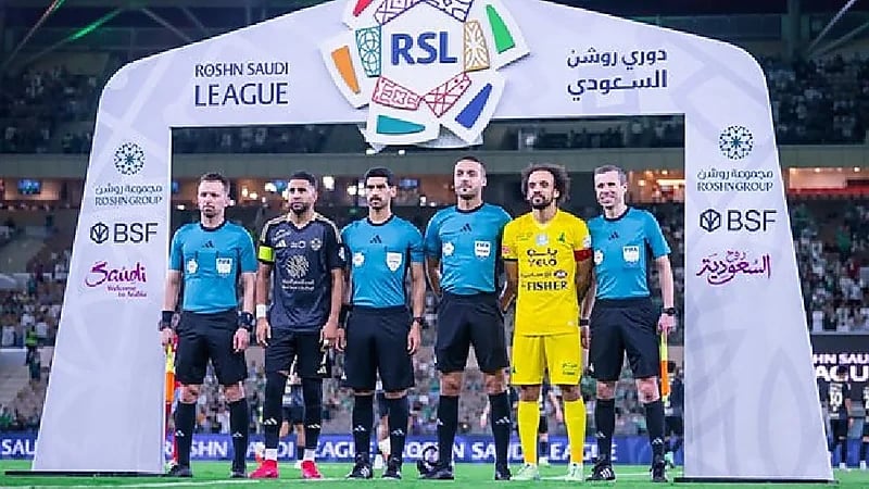 الأهلي يفقد نجمه أمام الأخدود بسبب الإيقاف