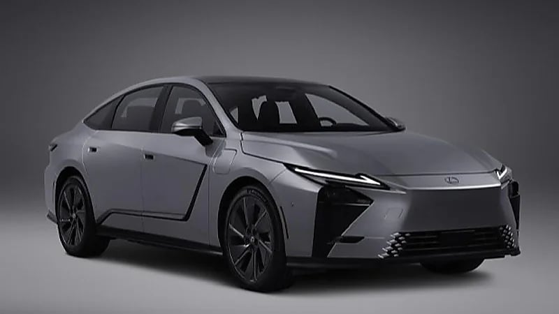 ‎لكزس ترفع الستار عن سيارة إي إس الكهربائية موديل 2026 .. صور