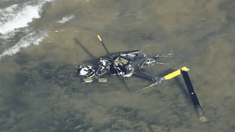 سقوط مروحية بشكل مروع قبالة سواحل أستراليا