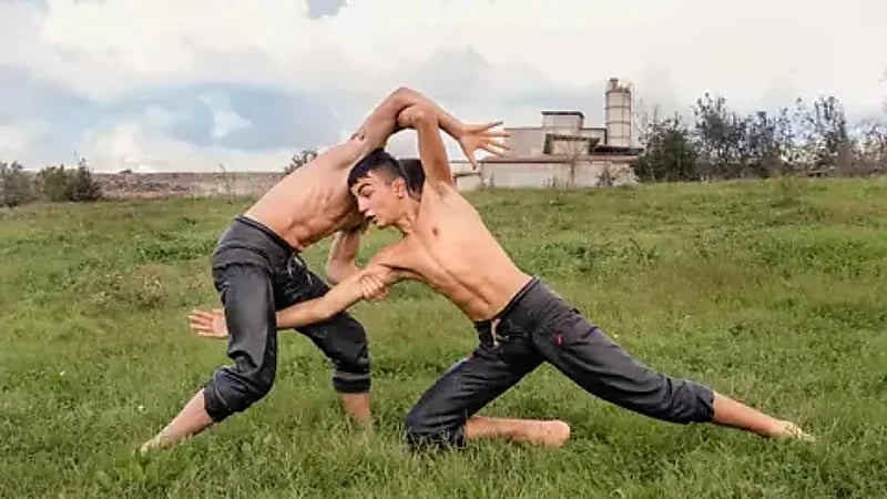 وفاة طفل خلال مصارعة ودية مع زمليه