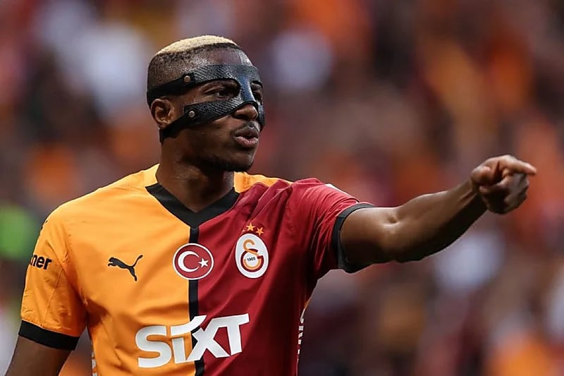 أوسيمين يودع نادي غلطة سراي رسمياً