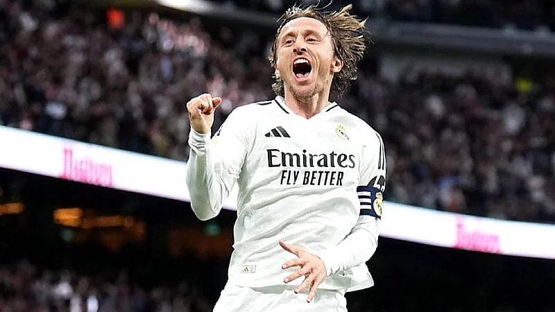 ميلان يسعى للتعاقد مع لوكا مودريتش