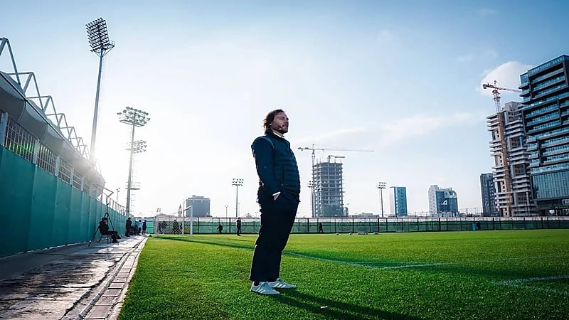 نيدفيد يودع الشباب