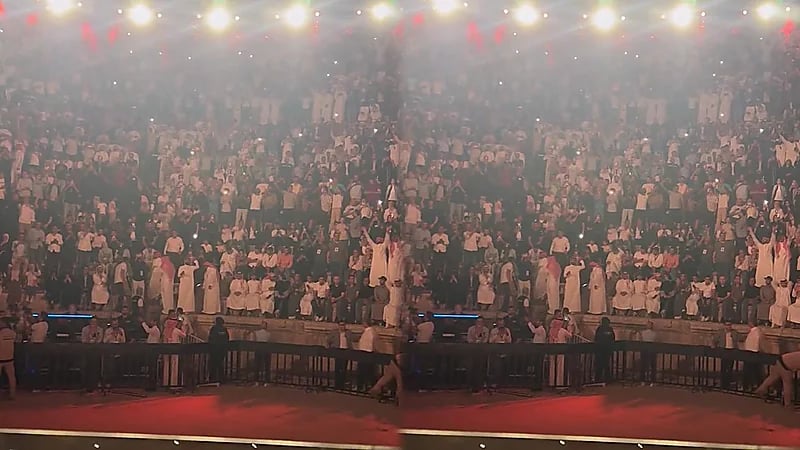 خالد عبد الرحمن يعلق على الفيديو العفوي الذي التقطه لجمهوره في مهرجان جرش..فيديو