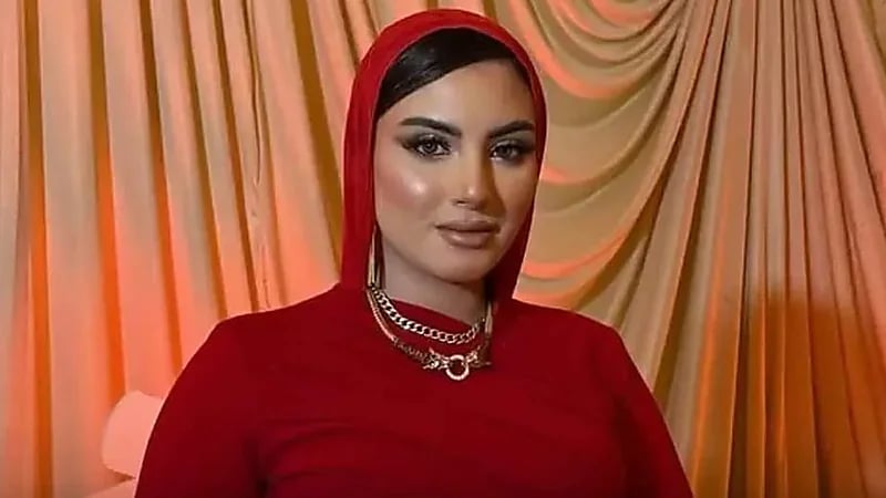 القبض على البلوغر المصرية أم خالد بتهم تتعلق بإساءة استخدام مواقع التواصل