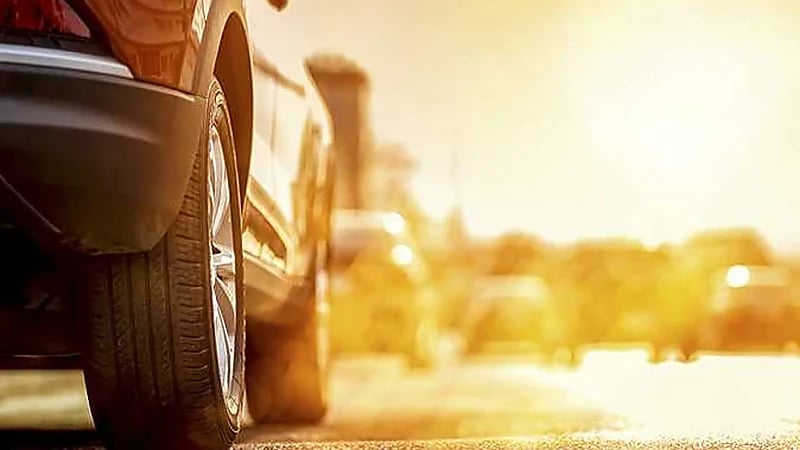 5 نصائح أساسية قبل ركن سيارتك تحت الشمس