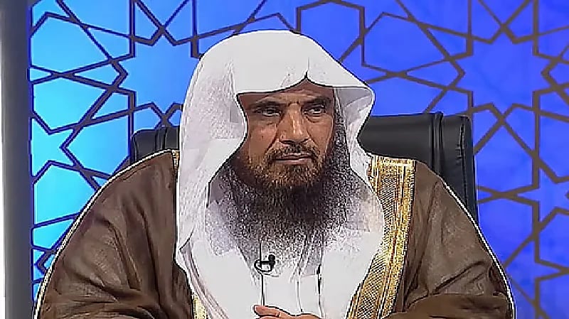 الخثلان: المستثمر غير ملزم بدفع زكاة الأسهم الخاسرة.. فيديو