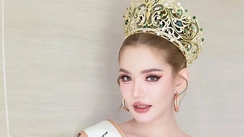 سحب لقب ملكة جمال من متسابقة  بسبب فيديو غير لائق