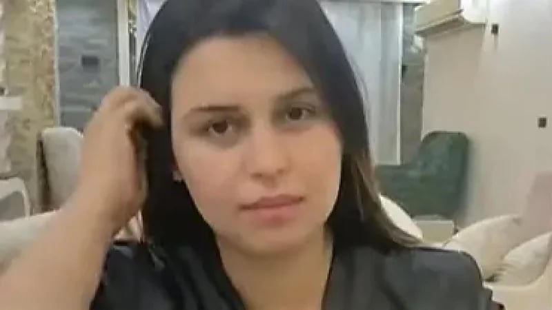 الحكم على دجال انتحل صفحة سيدة على مواقع التواصل وهددها بفضحها