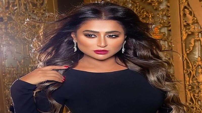 شيماء سبت تعلن عن خطوبتها