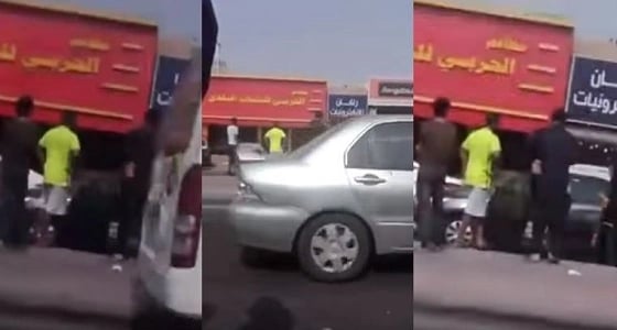 بالفيديو.. فتاة تتسبب في تصادم 3 سيارات بجدة