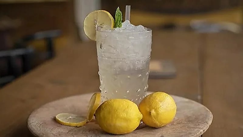 فوائد سحرية لعصير ماء الديتوكس المضاد للأكسدة