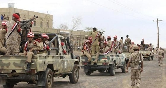 الجيش اليمني يأسر 52 عنصرا من المليشيا الموالية لإيران